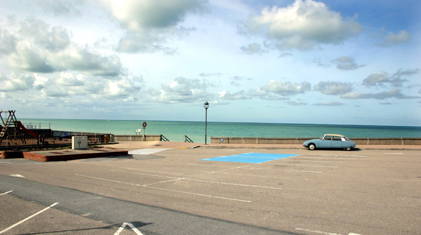 05 LPD Oct 2010 parking vue sur mer LR.jpg